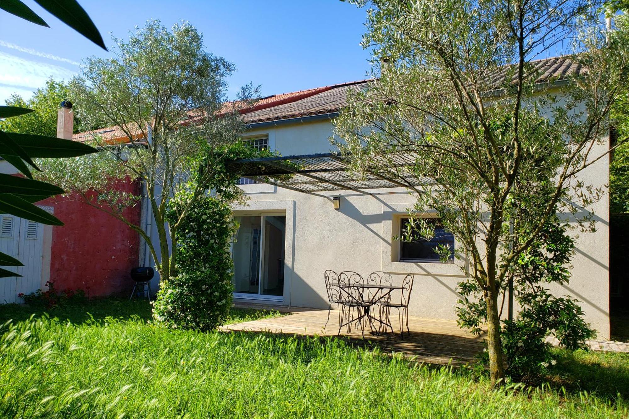 Les Airis Villa Avignon Exterior photo